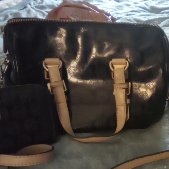Michael kors purse